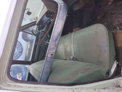 image 7 of interior