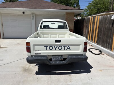 1992 Toyota Pickup 1/2 TON SHORT WHEELBASE