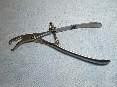 Synthes 398.79 Self Centering Bone Forceps w/ Speed Lock US475