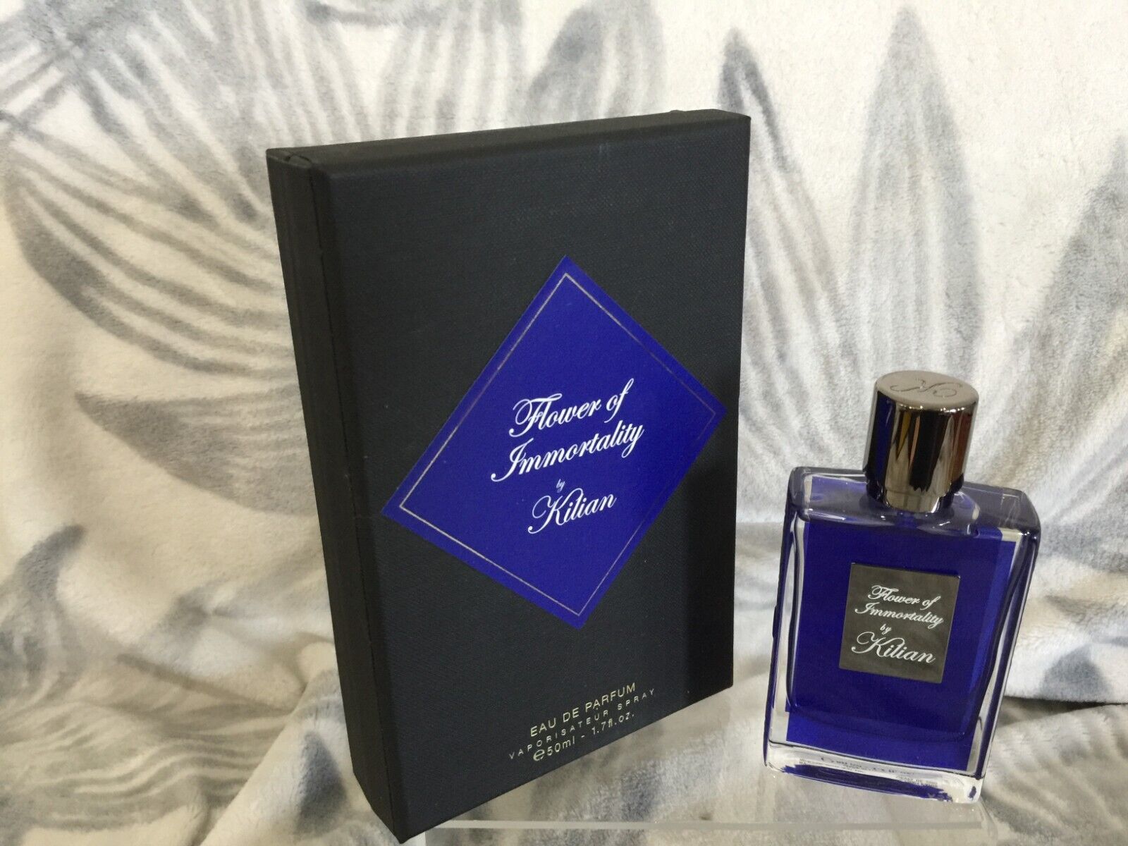 Flower Of Immortality Eau De Parfum Spray By Kilian - 1.7 oz Flower Of Immortality Eau De Parfum Spray By Kilian - 1.7 oz