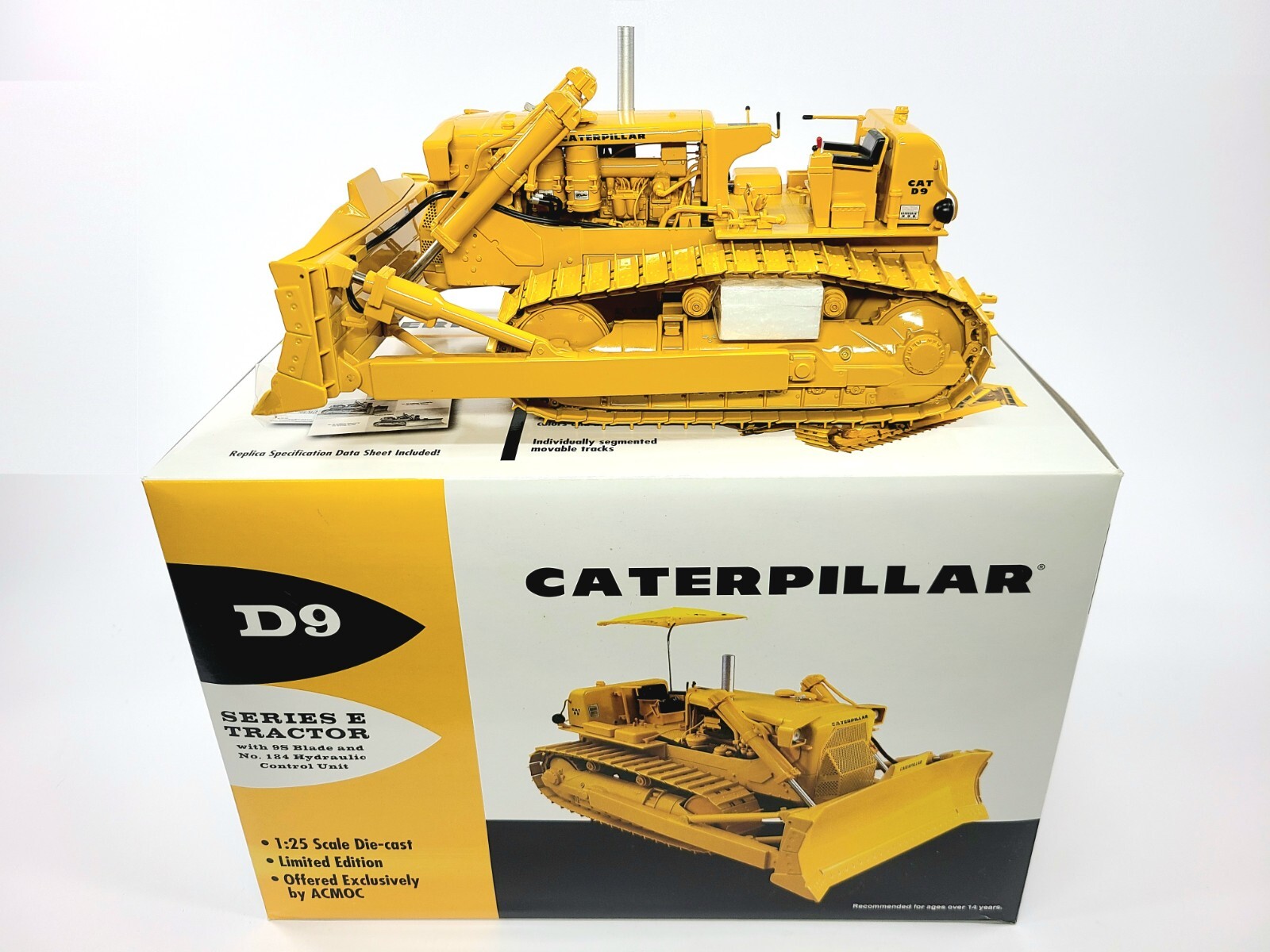 Caterpillar Cat D9 Series E Hydraulic Blade - First Gear 1
