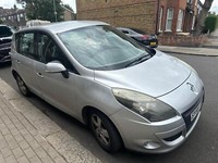 2010 Renault Scenic 2.0 VVT Dynamique TomTom CVT Euro 5 5dr MPV Petrol Automatic