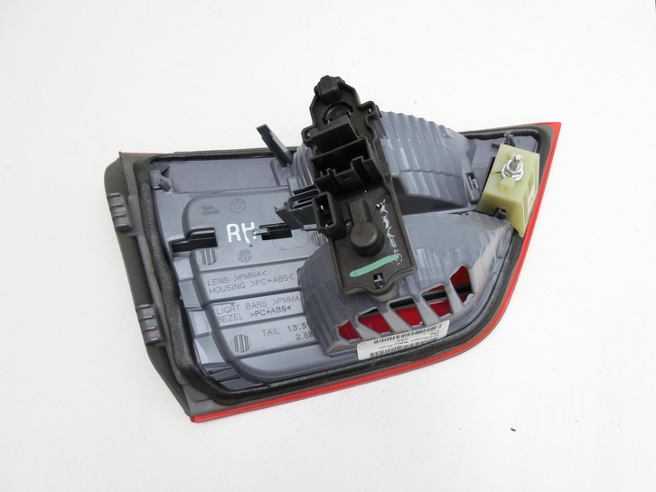 BMW X3 F25 10-14 Rückleuchte Heckleuchte für Klappe Innen Rechts BMW X3 F25 10-14 24.01.2013 7217310 63217217310... Vorschau 4
