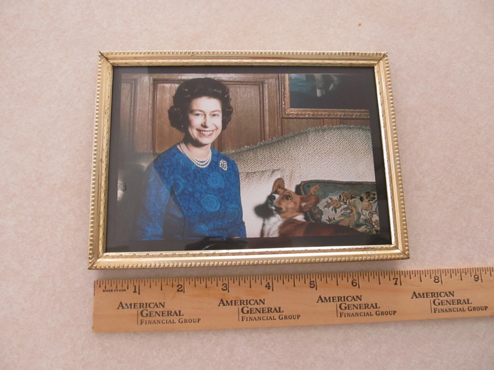 Queen Elizabeth II - The Love of a Queen - in Vintage Frame
