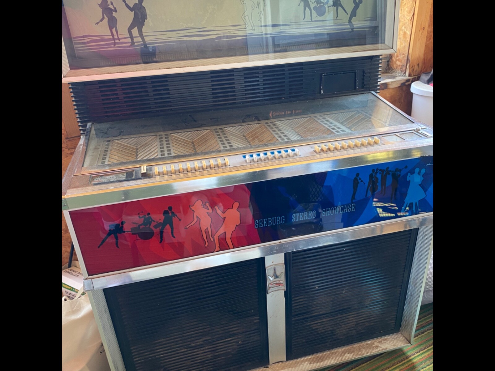 Seeburg Stereo Showcase 音楽再生機能付き Seeburg Stereo Showcase Jukebox