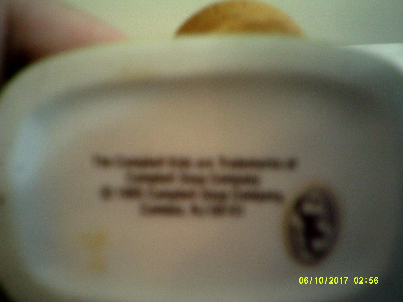 Campbell Kid figurine 1985 boy with tomatoes