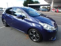 2025 Peugeot 208 Allure 1.2 Automatic...Reverse Sensors...Only 18773 Miles Hatch
