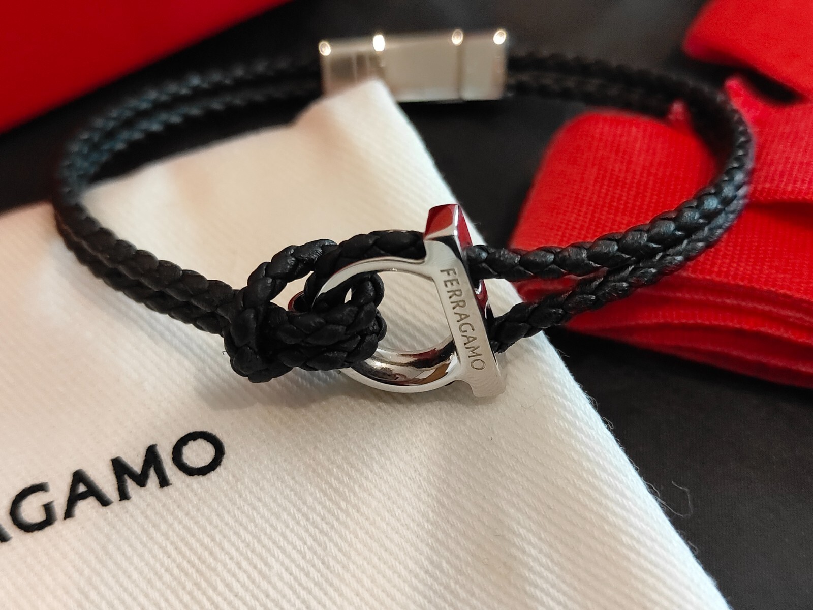 フェラガモ　ブラックロープブレスレット Salvatore Ferragamo Bangle Braided Bracelet Black lver-tone