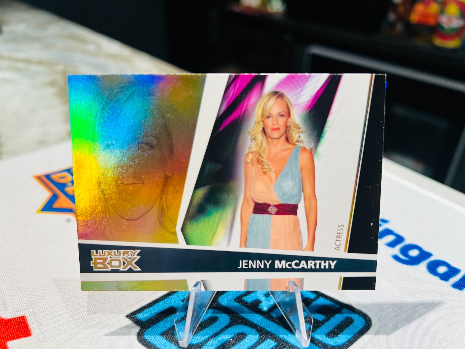 NBAカード jenny mcCarthy auto 2005-06 Topps Jenny Mccarthy #147 MAIN RESERVE /100 | eBay