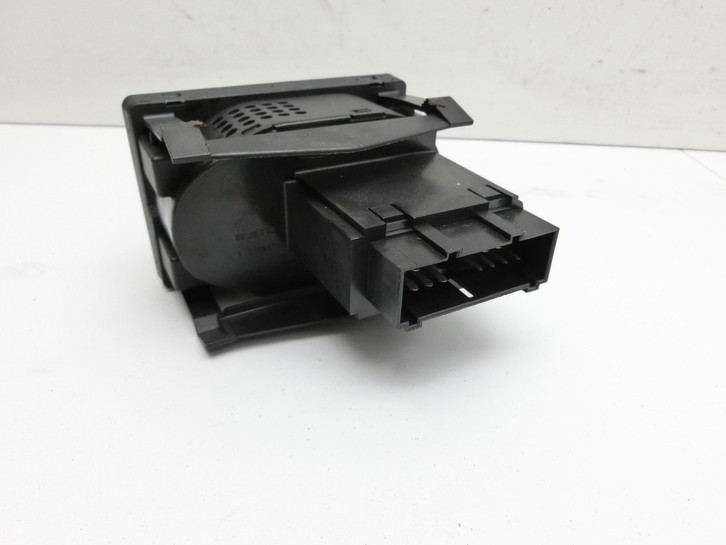 Ford Kuga I 08-12 Lichtschalter Schalter LWR Dimmer Ford Kuga I 08-12 05.11.2010 7M5T-13A024-CA gebraucht Vorschau 3