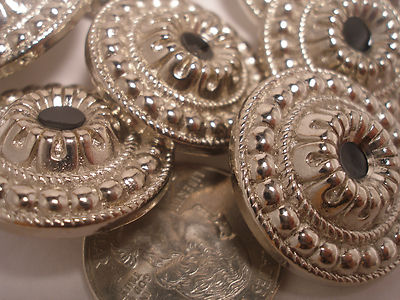 New lots silver metal buttons black center sizes 1 1/8, 7/8 13/16, 5/8 7/16, S36