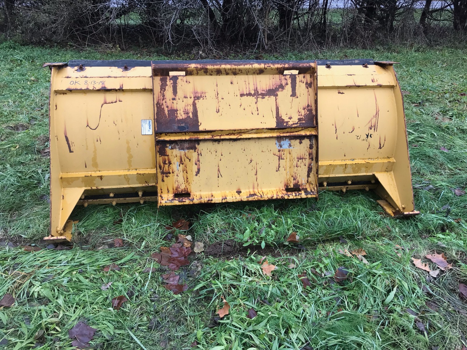 Pro Tech 8ft Switch Blade Snow Pusher