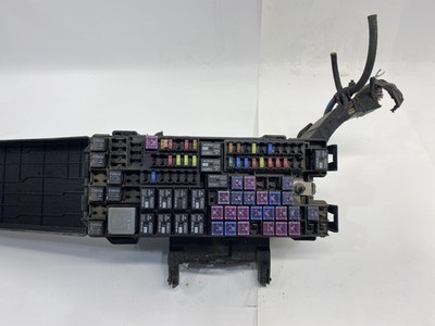 13 FORD EXPLORER Engine Fuse Box Block Assembly
