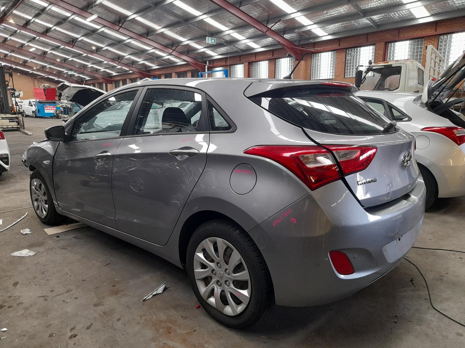 2013 Hyundai I30 RIGHT FRONT DOOR LOCK MECHANISM GD 5DR HATCH 03/2012-02/2017 696911 image 4