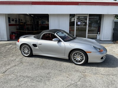 Owner 1999 Porsche Boxster Convertible silver RWD Manual