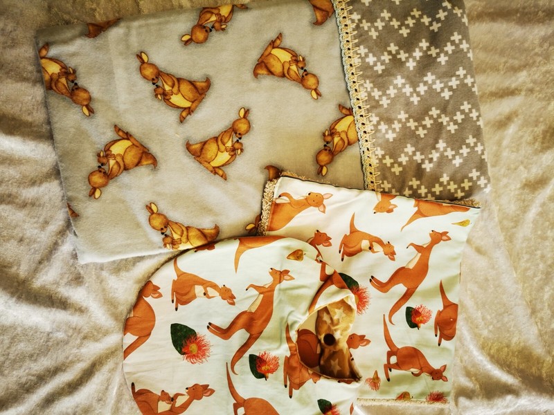 baby shower gift set -kangaroos. Blanket, bib & Burping cloth