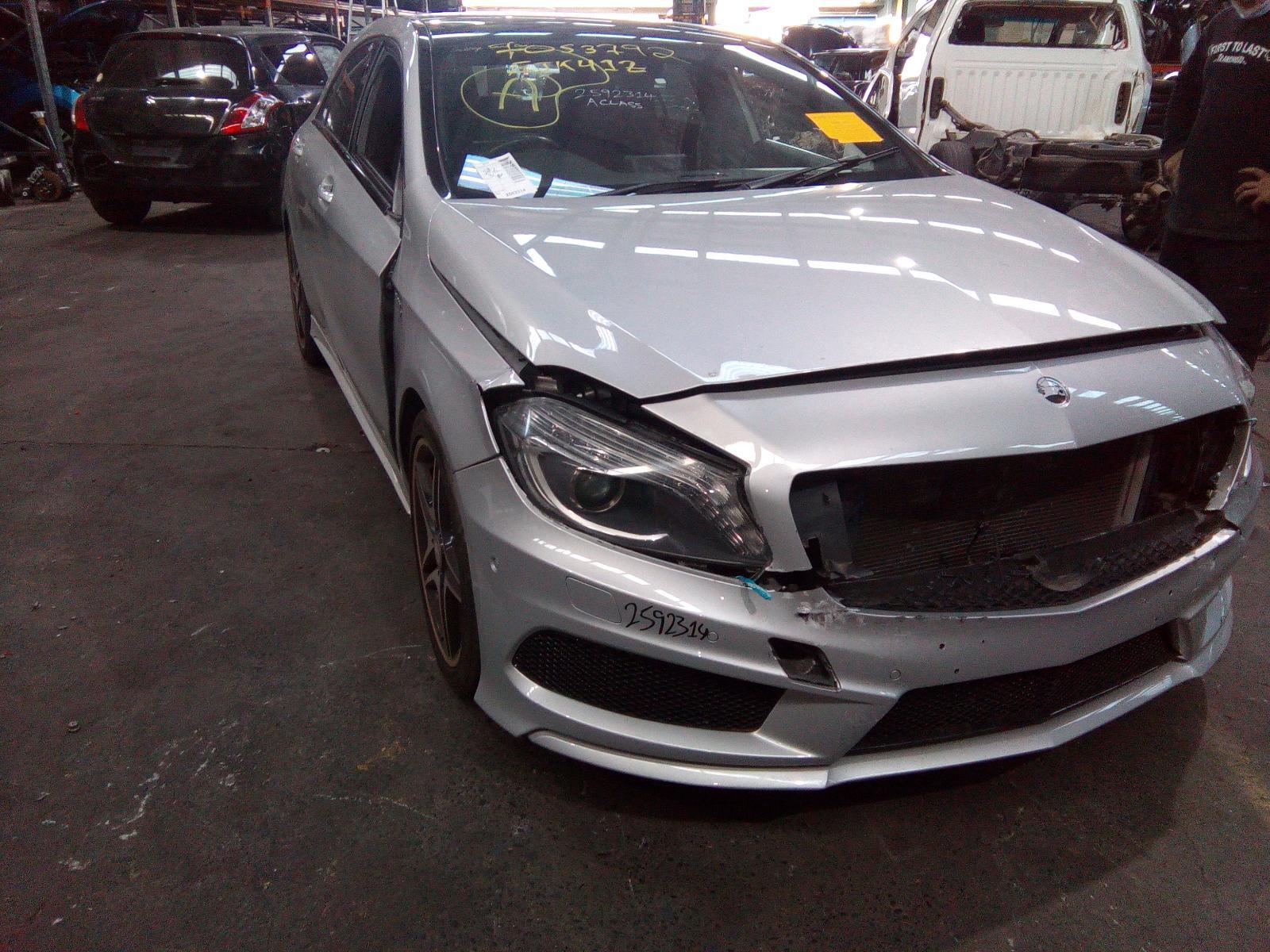 2013 Mercedes-benz A Class MERCEDES BENZ W176 09/2012-03/2018 INTERIOR MIRROR image 3