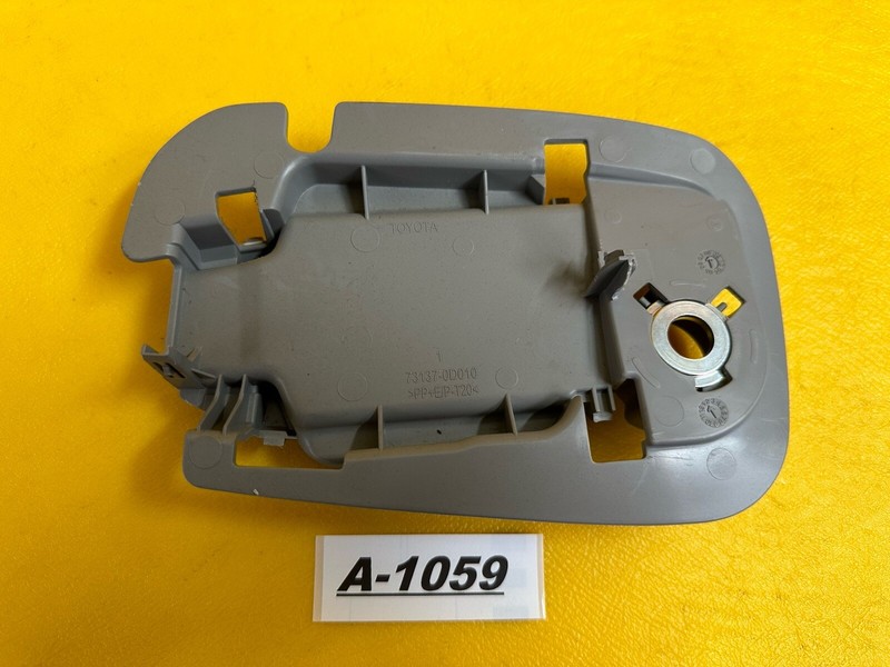 731370d010 Innenausstattung 73137-0d010 Toyota Yaris  *A1059