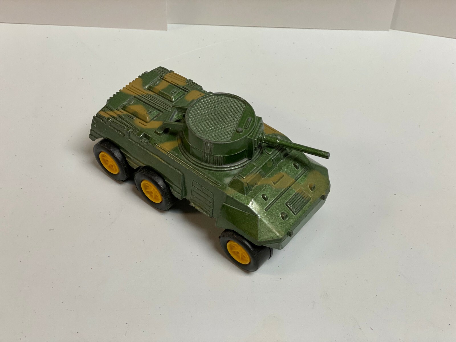 TOOTSIETOY TOOTSIE TOY TANK M8 ARMORED CAR CAMO GREEN USA ChicagoのeBay