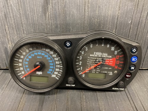 ♪ZX-9R/ZX900E 純正 メーター(K1016A06)72779Km E型 バイク メーター