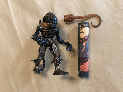 Scorpion Alien Xenomorph Aliens Kenner 1993 Action Figure Mint w/ Mini Comic