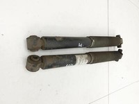 Ford Focus III 14-18 Kombi Stossdämpfer Links und Rechts Hinten Ford Focus III 14-18 08.06.2015 AV61-18080-LBA... Vorschau 2