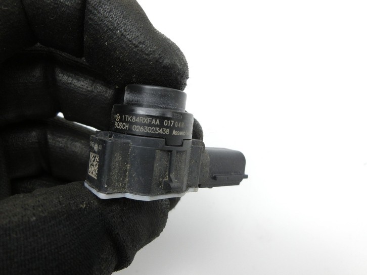 Jeep Cherokee KL 13-18 Abstands Sensor Parksensor PDC Hinten Links Aussen Jeep Cherokee KL 13-18 01.01.2017... Vorschau 3
