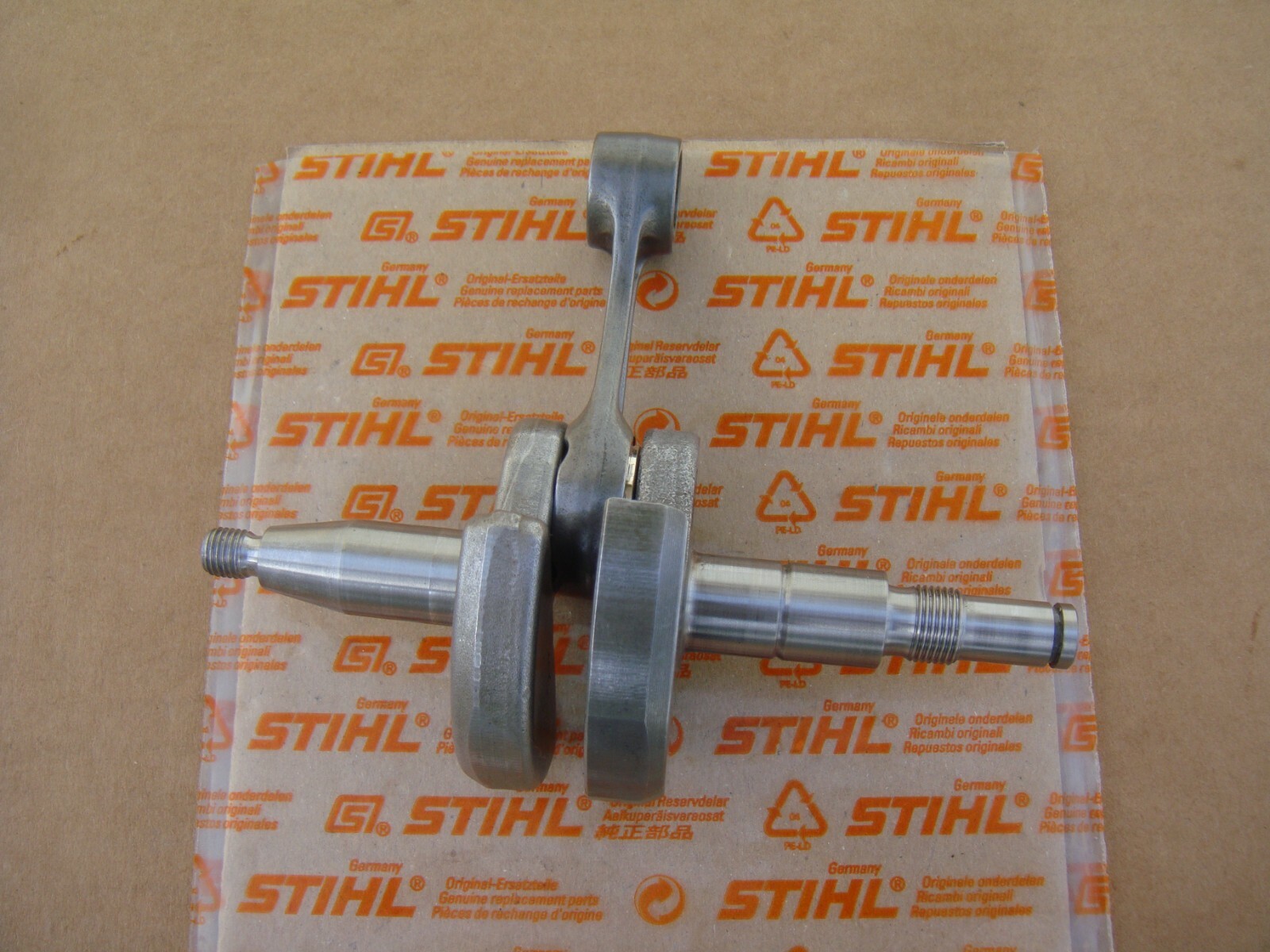 GENUINE STIHL MS462 MS462C MS 462 C CHAINSAW CRANKSHAFT