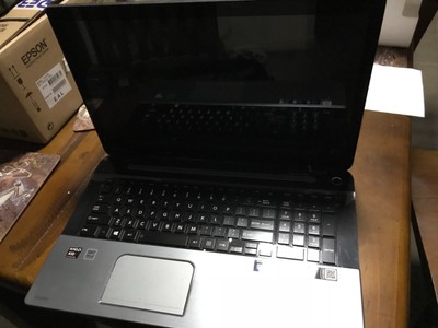 Toshiba 17” s75dt-a7330