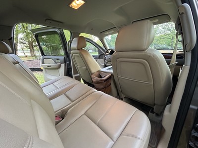 image 3 of interior
