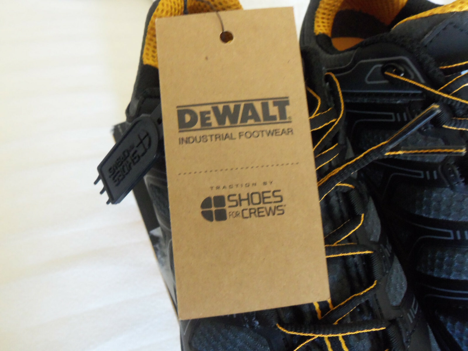 DEWALT MEN'S BORON BLACK \u0026 YELLOW SIZE 