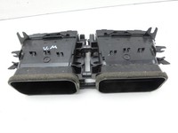 Mercedes S204 W204 11-15 Luftdusche Luftdüse Mitte Mercedes S204 W204 11-15 11.05.2012 A2048306154 A2048306054 gebraucht Vorschau 3