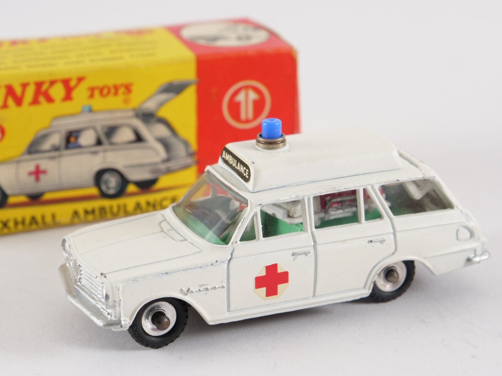 Dinky Toys 414 青いリアティッピングワゴン Dinky Toys 414 青いリアティッピングワゴン Dinky Toys 414