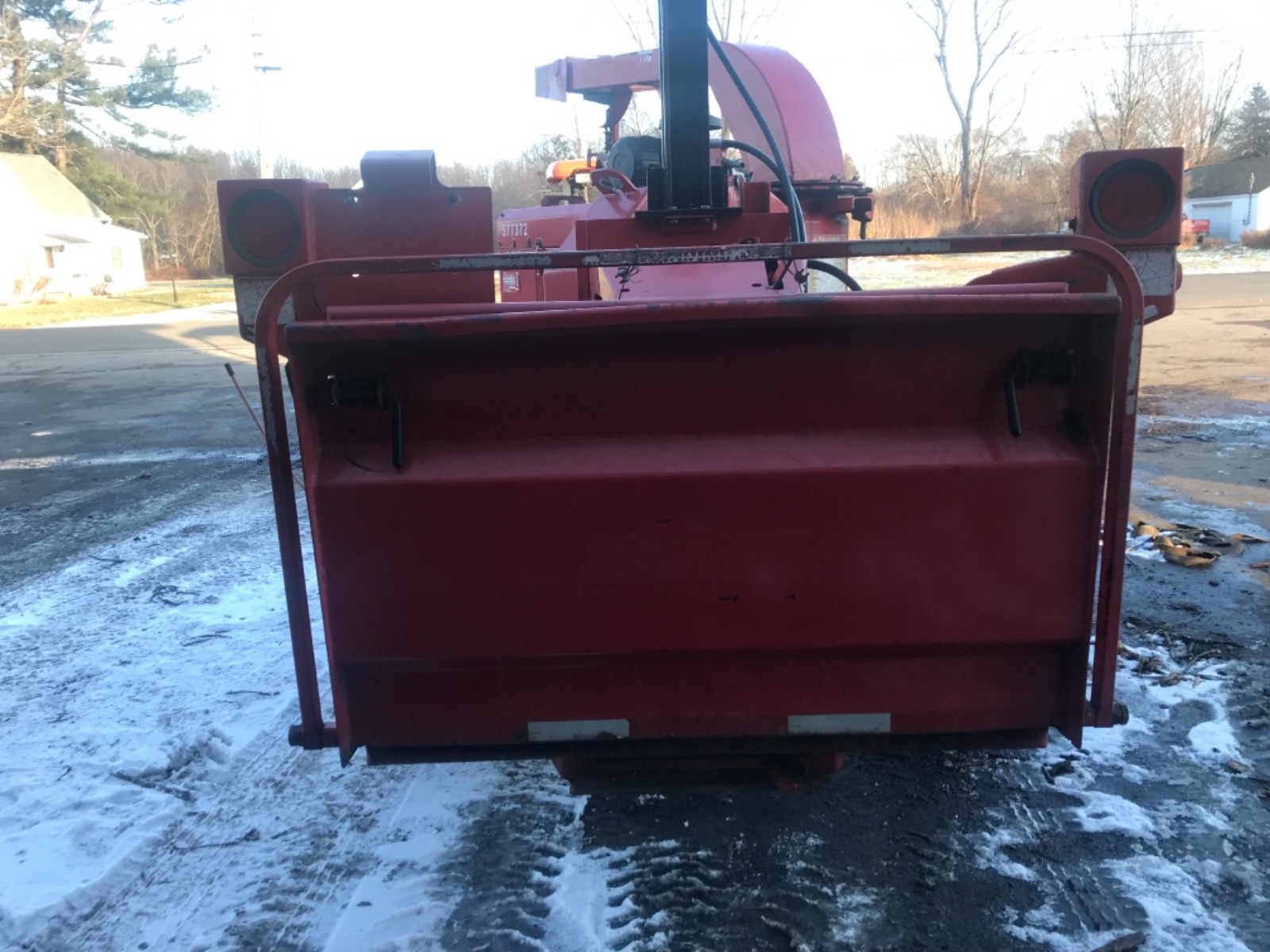 2006 bandit 200 wood chipper cat diesel brush crusher.