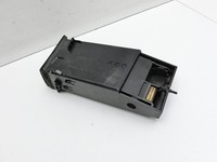 Mercedes W211 E200 02-06 Aschenbecher Ascher Mittelkonsole vorne Schwarz Mercedes W211 E200 02-06 27.02.2003... Vorschau 4