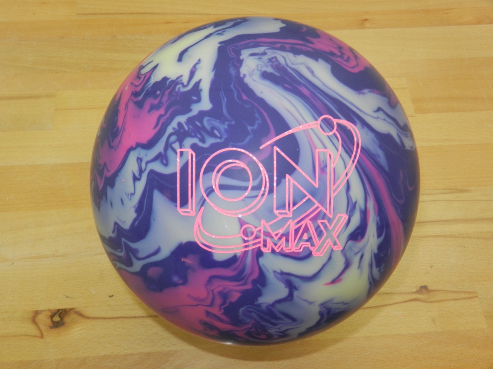 アイオンマックス15ポンド Amazon.com : Storm Ion Max Bowling Ball - Neon Pink/Indigo