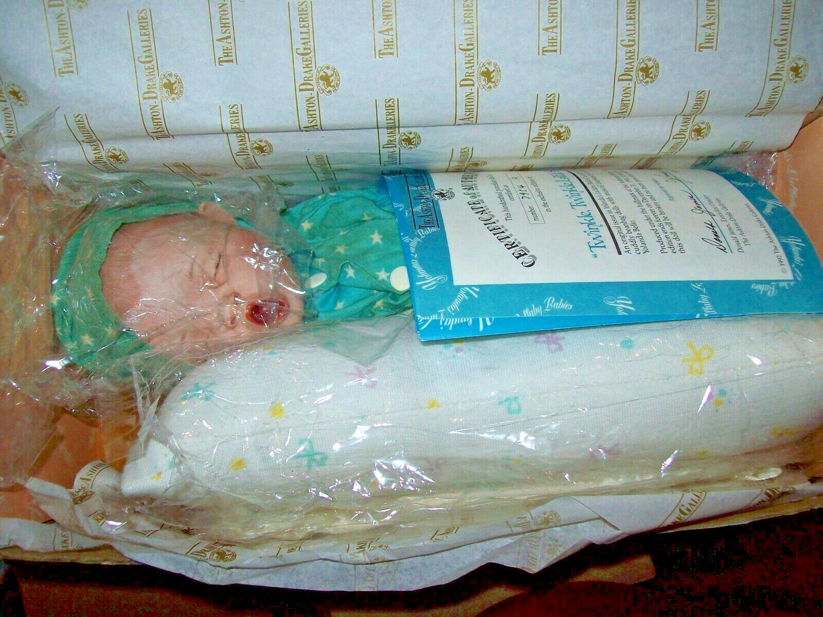 ASHTON DRAKE/ YOLANDA BELLO 