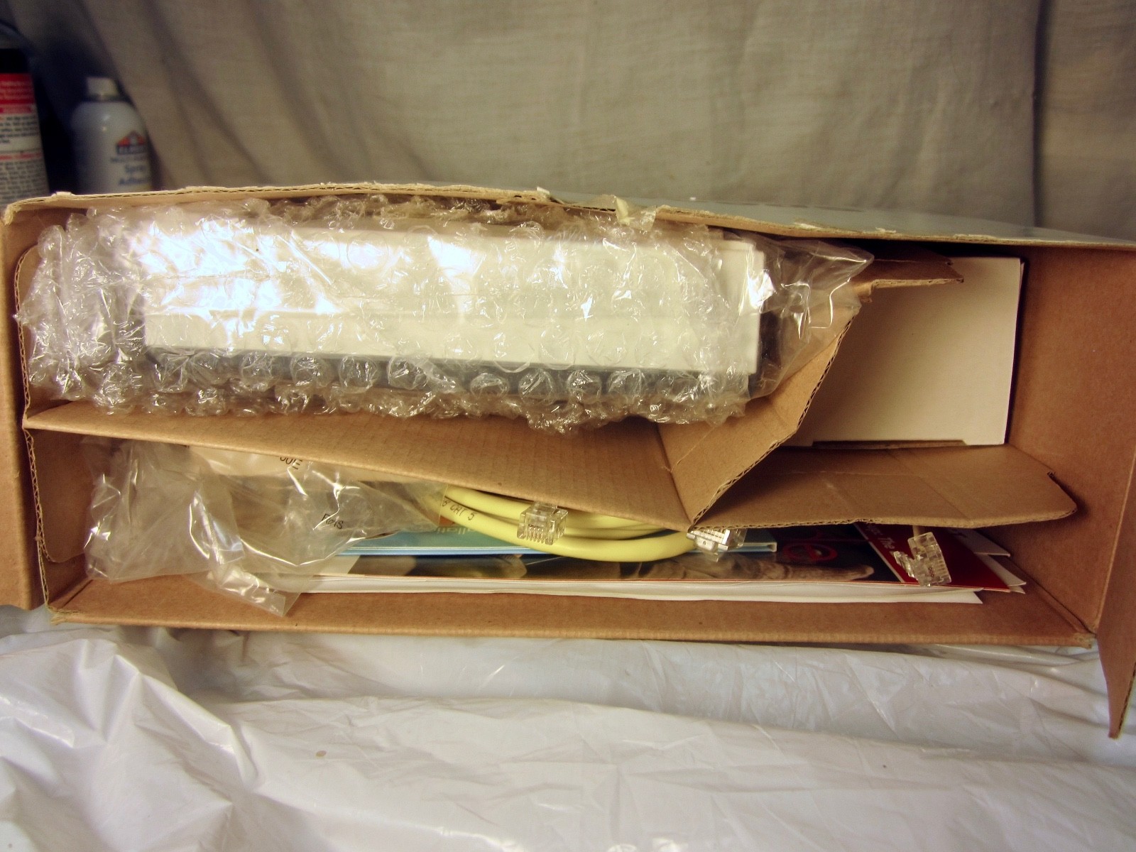 Siemens Gigaset SE567 DSL Modem *Unused
