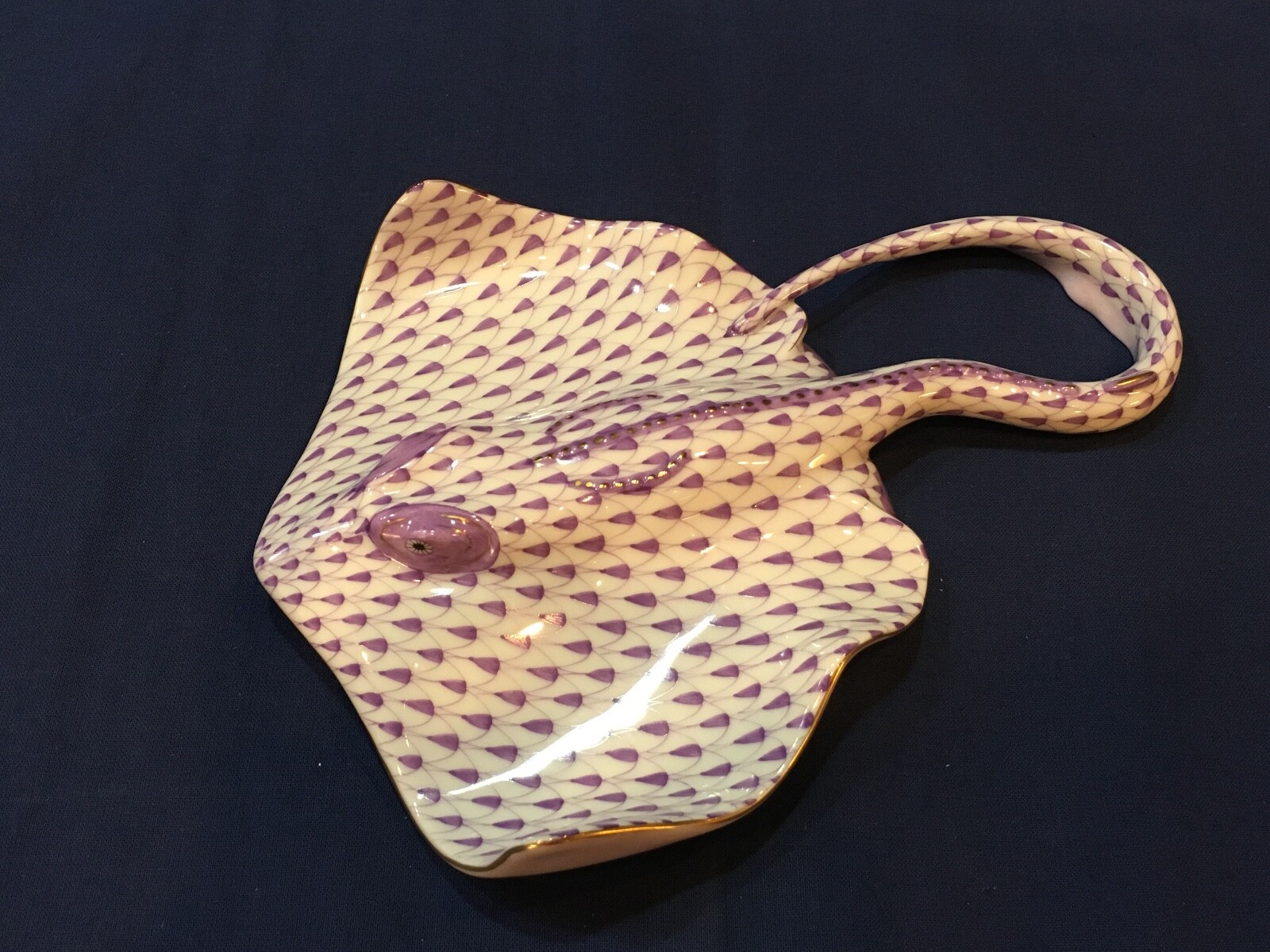 Herend- Large Stingray 8