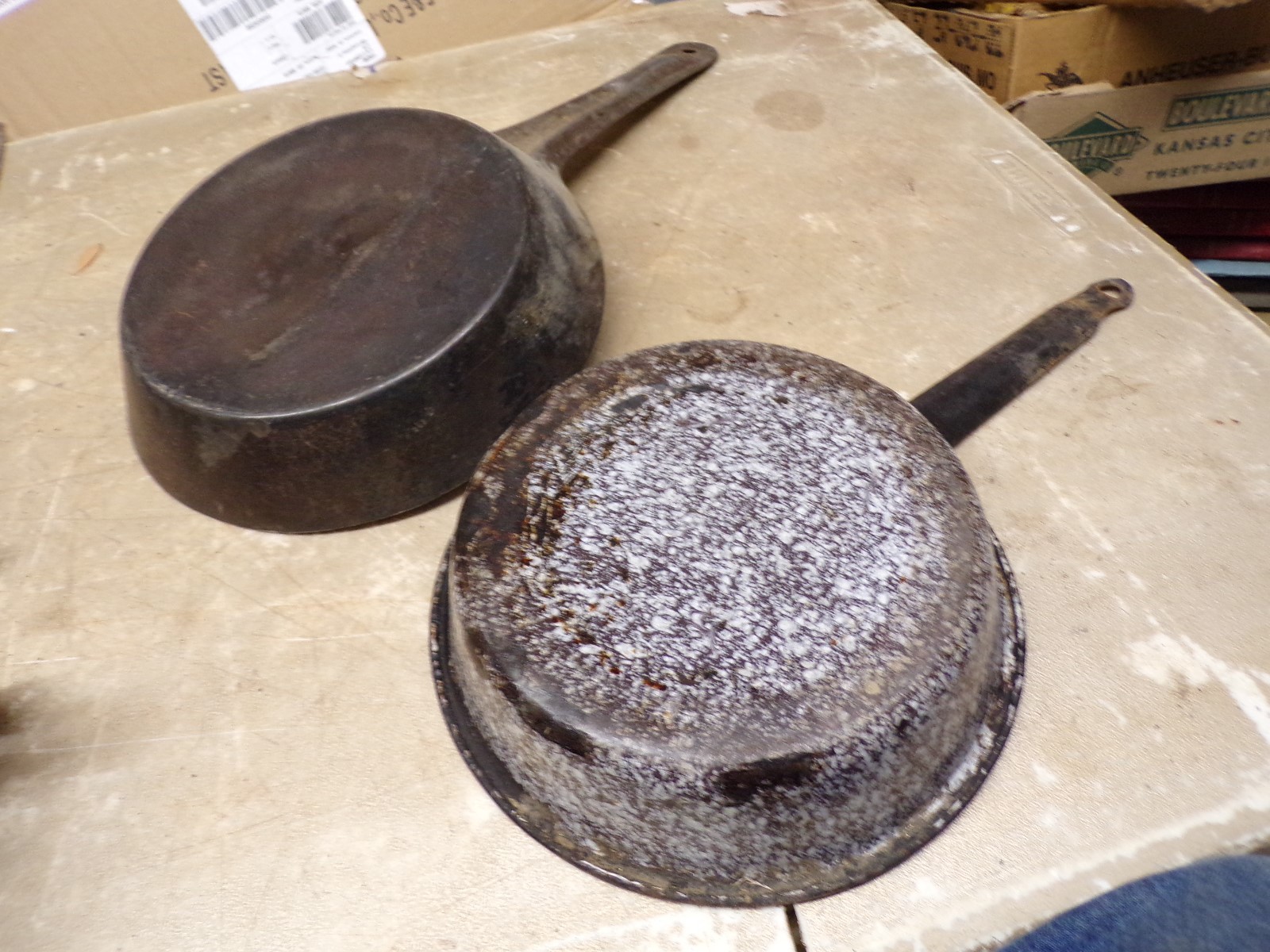 2 Vintage Skillets 1 is speckled Graniteware