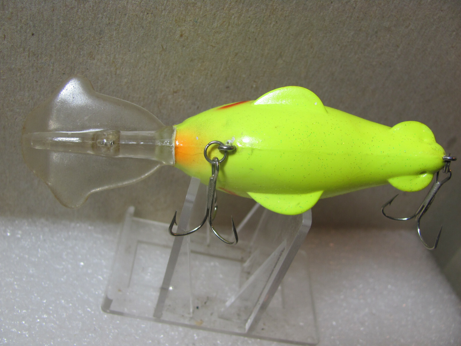 Beautiful Luhr Jensen Brush Baby; 1/2 oz. in Chartreuse EX