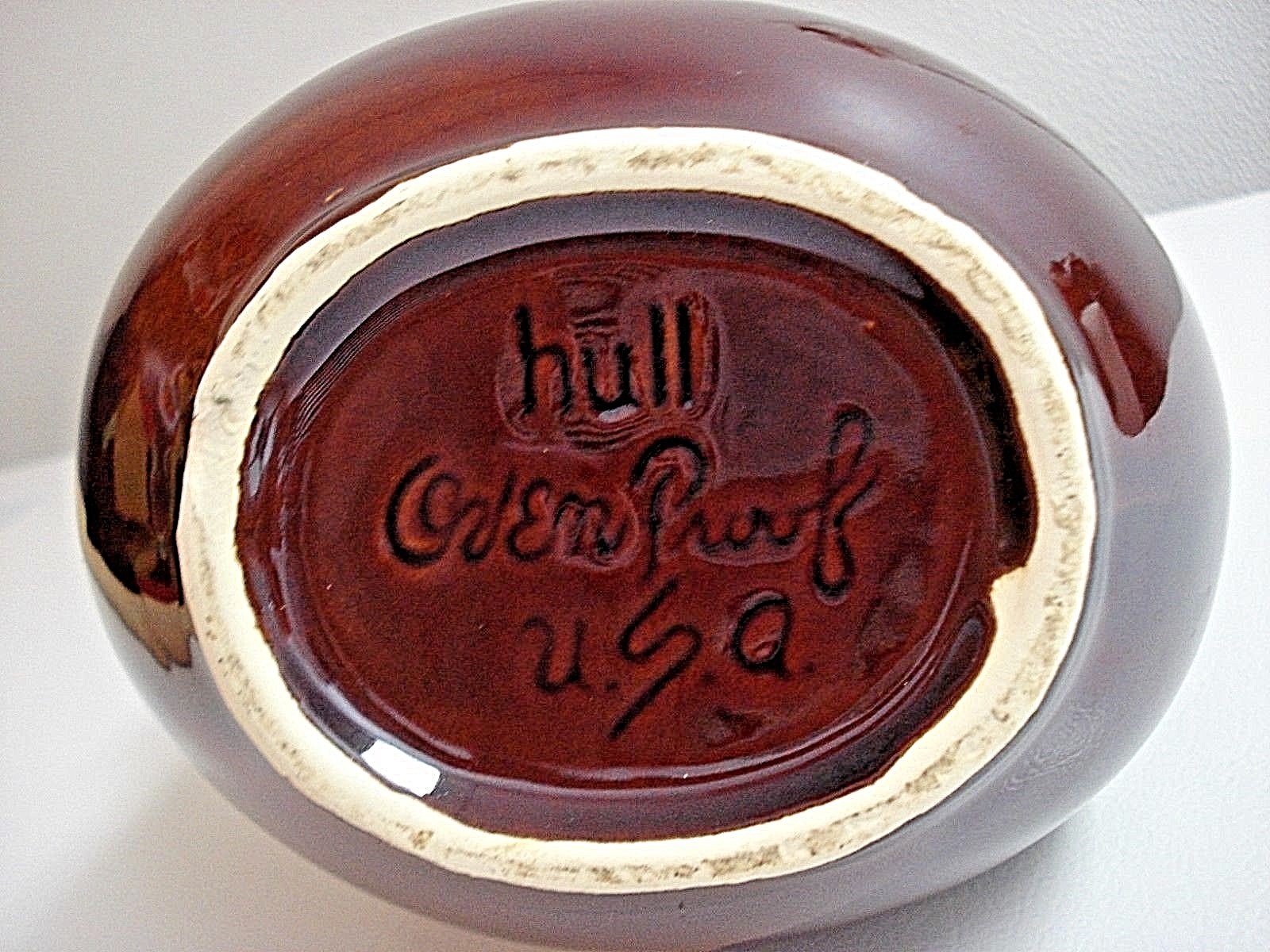 Vintage HULL Oven Proof USA Brown Drip Glaze Pitcher w/Ice Lip---MINT CONDITION