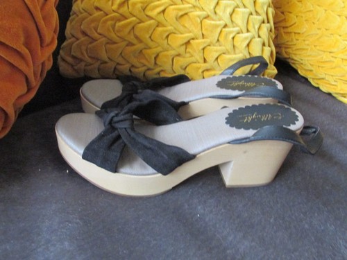 ZARA WOMAN NWT SS25 SPLIT SUEDE PLATFORM WEDGES LIGHT BEIGE