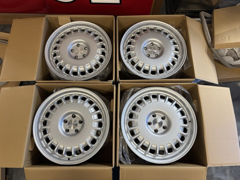 Rotiform PMF 18x8.5 Et45 5x112 4 Wheels BRAND NEW
