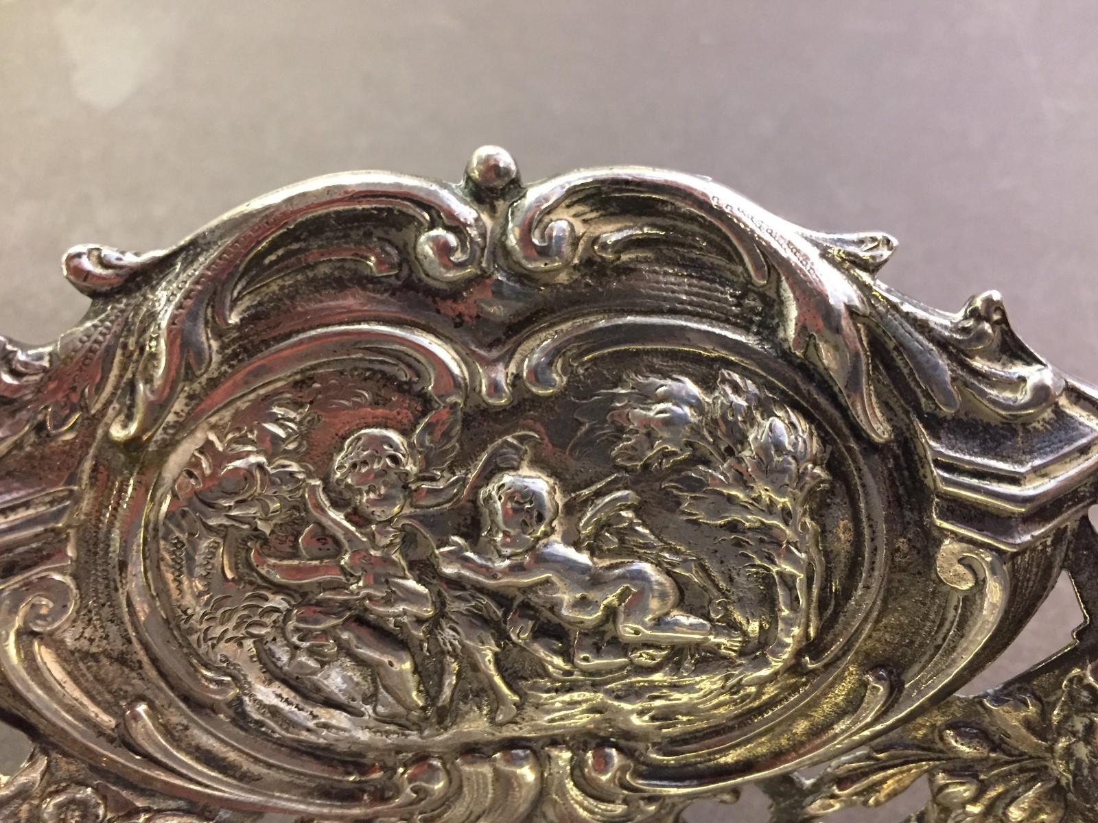 Antique Sterling Silver Ornate Cherub Pierced Center Piece Bowl 564 Grams Large