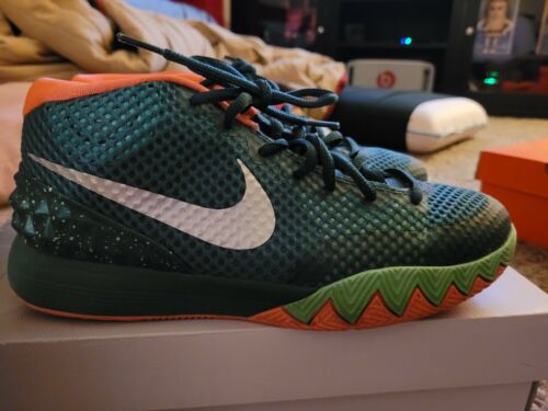 Nike Kyrie Irving 1 Australia Celtics GS BG Gold Green Nike Kyrie Irving 1 Australia Celtics GS BG Gold Green