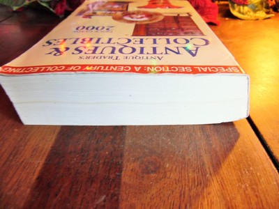 ANTIQUES & COLLECTIBLES BOOK ANTIQUE TRADER'S BY KYLE HUSFLOEN PRICE GUIDE 2000