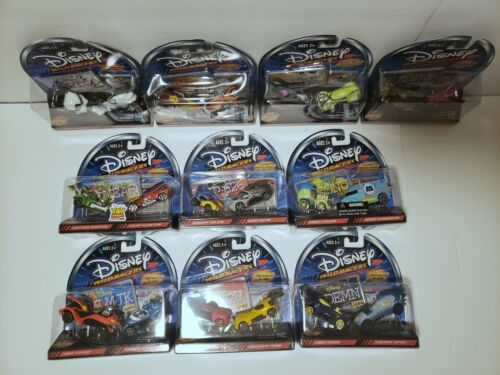 海外輸入 インボイス Unopened Complete RACERS WILD DISNEY Set (Hasbro CARS 1:64 ミニカー