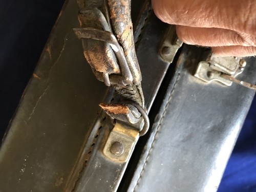 ANTIQUE BLACK LEATHER DOCTORS APOTHECARY BAG WITH 80 Vials 1880s WOW!