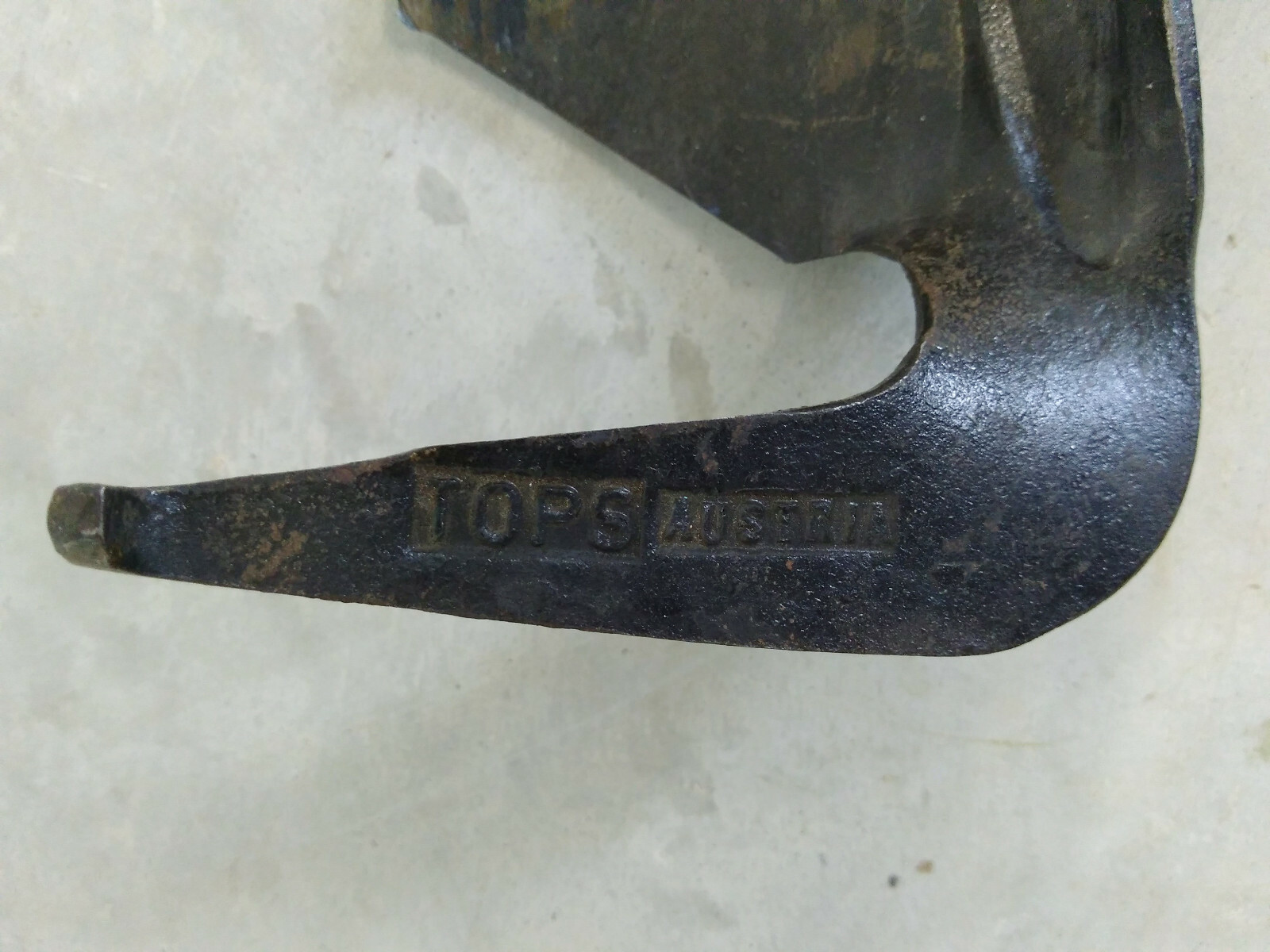 NOS Tops Heidi and Peter Austrian scythe blade 30